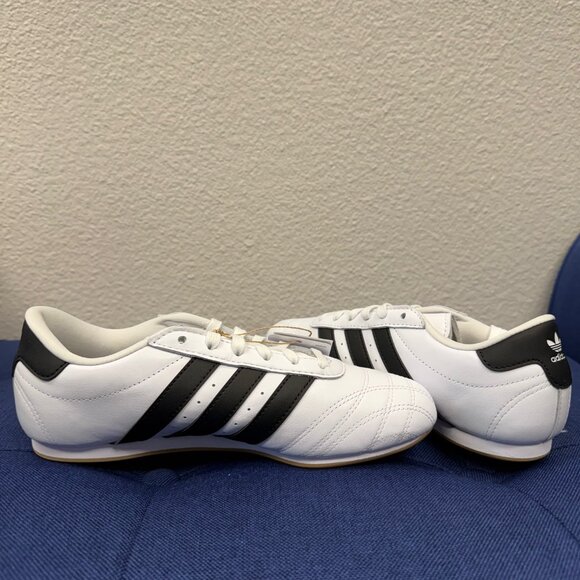 Adidas Taekwondo Shoes with laces - Picture 3 of 7